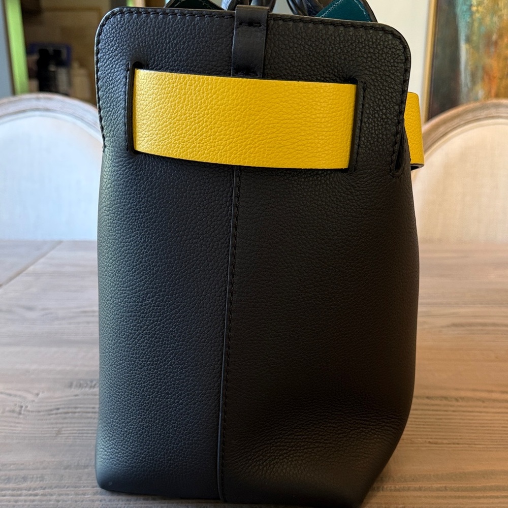 Burberry Marais Black and Yellow Large Bag - Picture 3 of 14